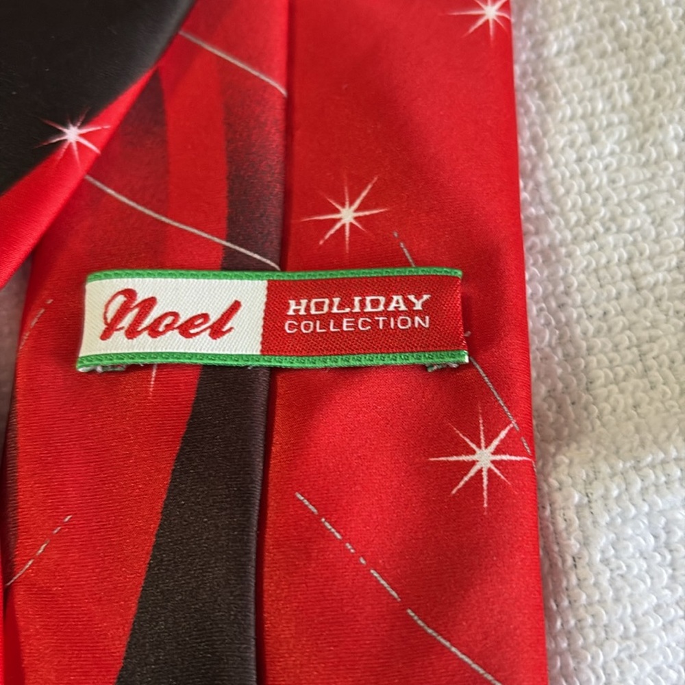 Men’s ties - Picture 3 of 3